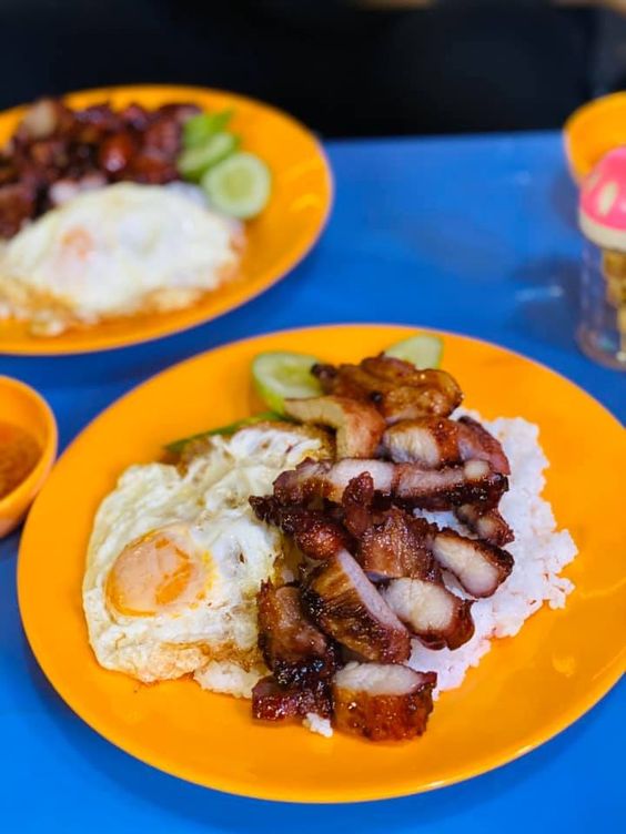 Ông Bà Anh - Cơm Niêu - Đường Số 51