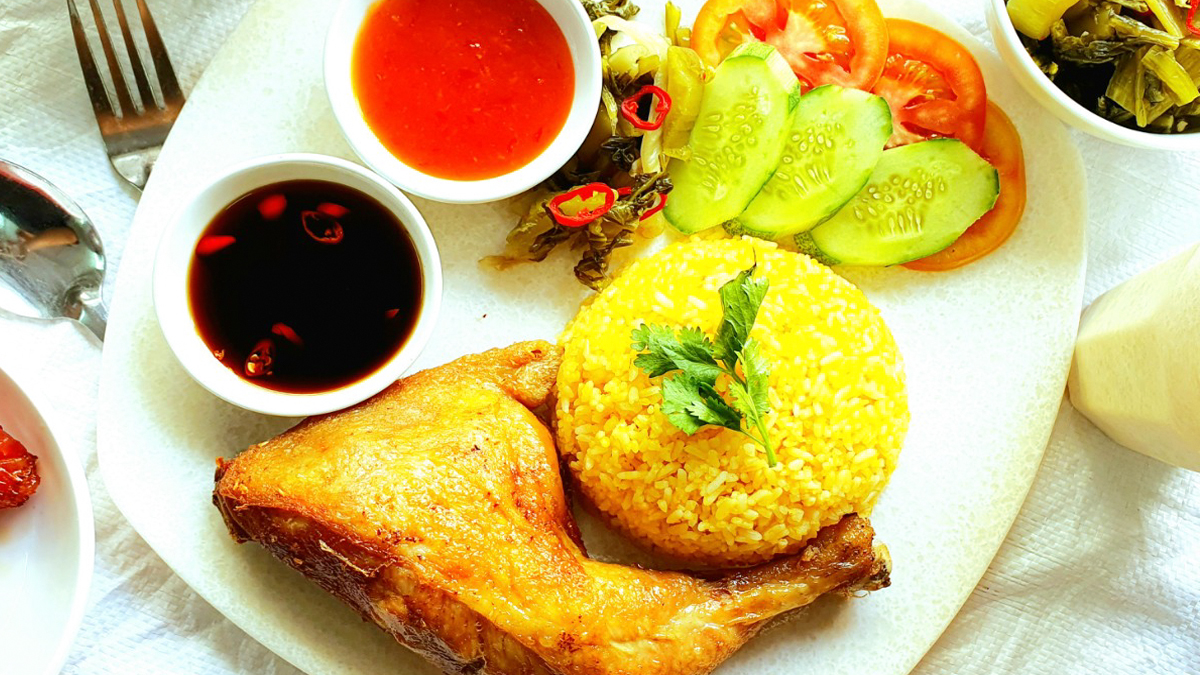 Cơm Gà Xối Mỡ Hoàng Đế - Đường Số 59