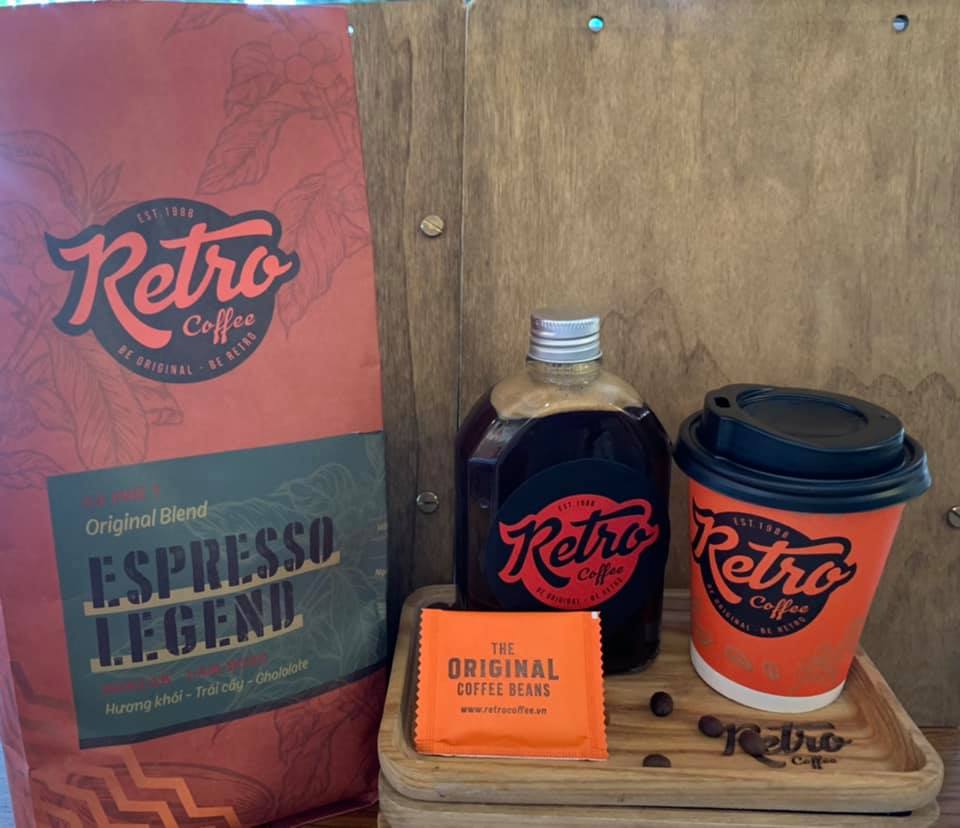 Retro Coffee - Văn Cận
