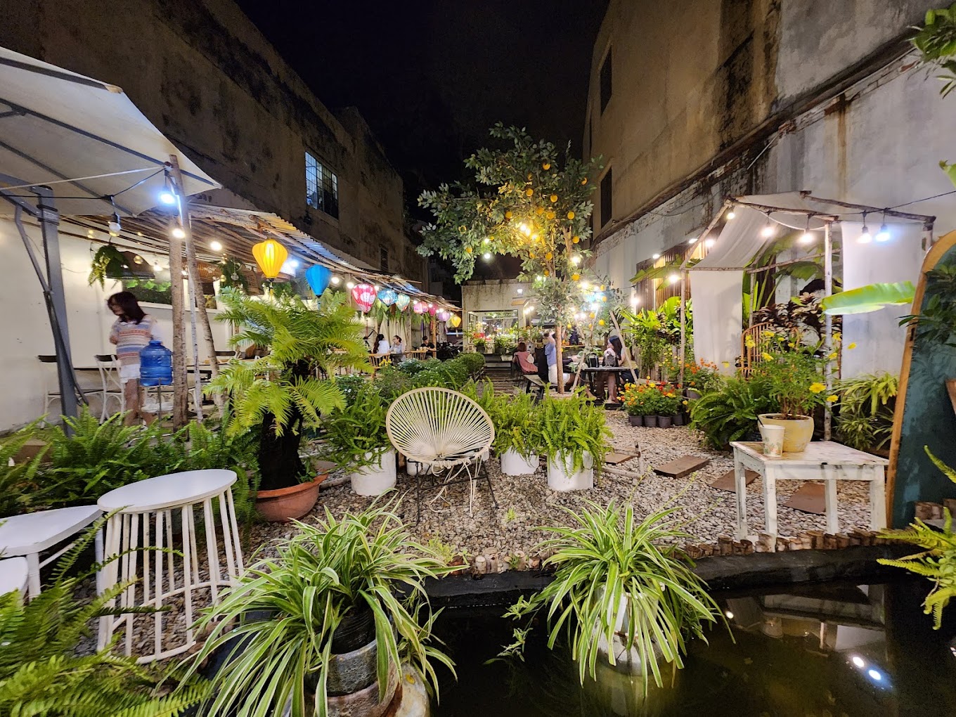 Tiệm Trà Và Hoa - Trà - Lê Lai
