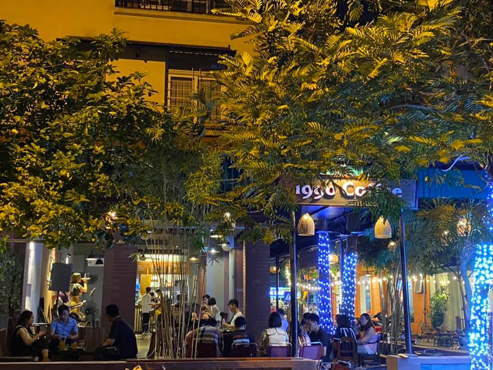 1990 Coffee - Cà Phê - Nguyễn Văn Lộc