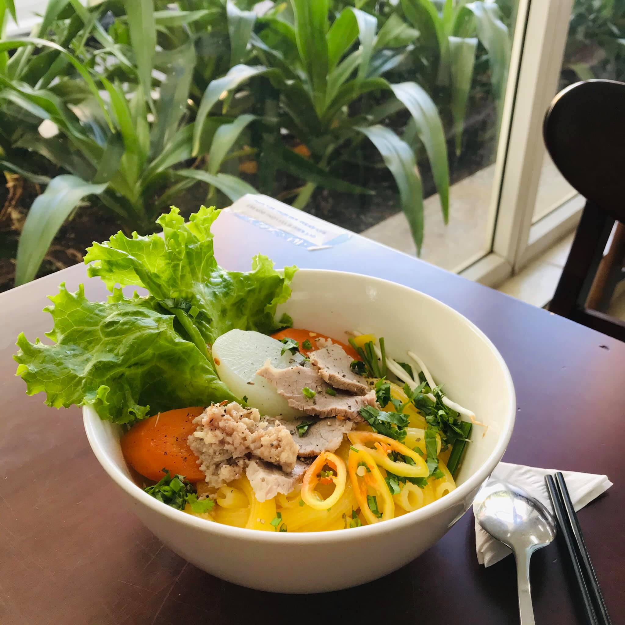 Cafeteria - Cà Phê & Điểm Tâm - Quận 7