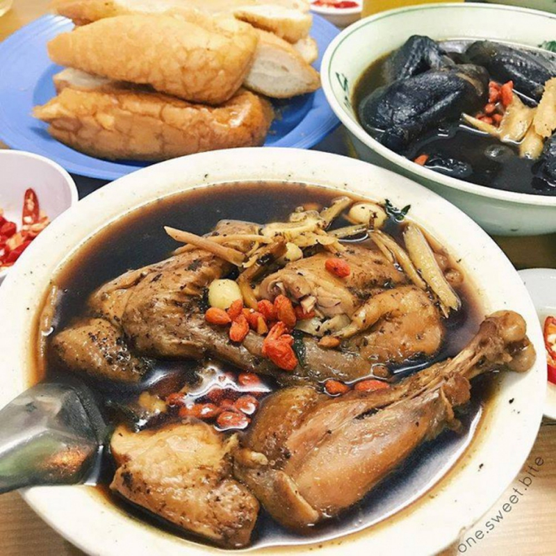 Gà Tần Lon Hải Gù - Đê La Thành Nhỏ