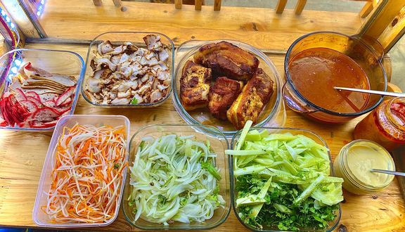 Bánh Mì Thi Thi - Tên Lửa