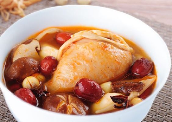 Gà Tần Bà Xuân - Triều Khúc