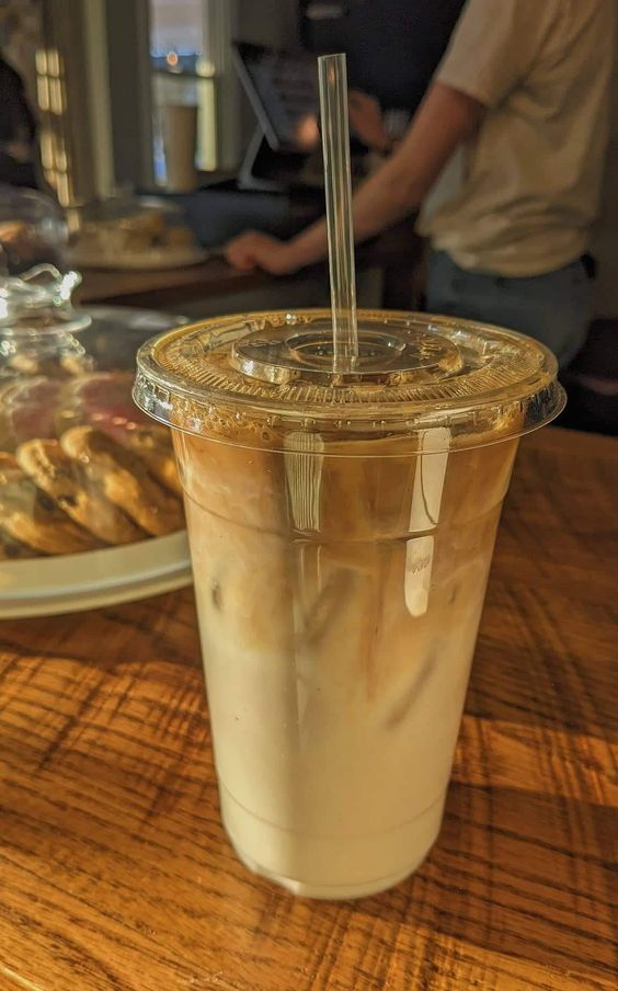 Monica Coffee - Tô Ký