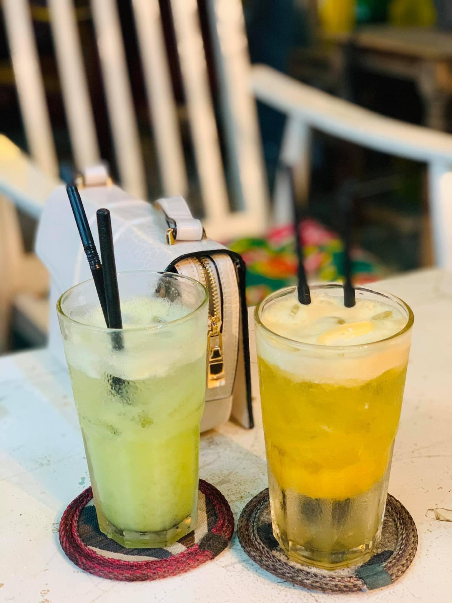 Tiệm Nhà Mình - Phan Bá Phiến