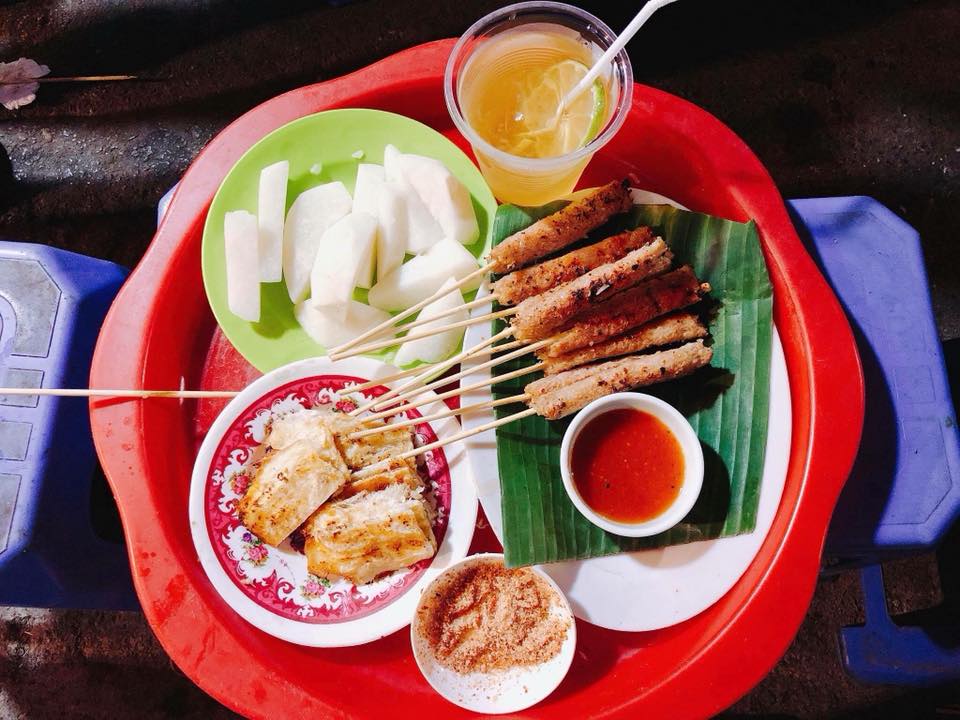 Nem Chua Nướng Ăn Vặt - Ngõ Gốc Đề