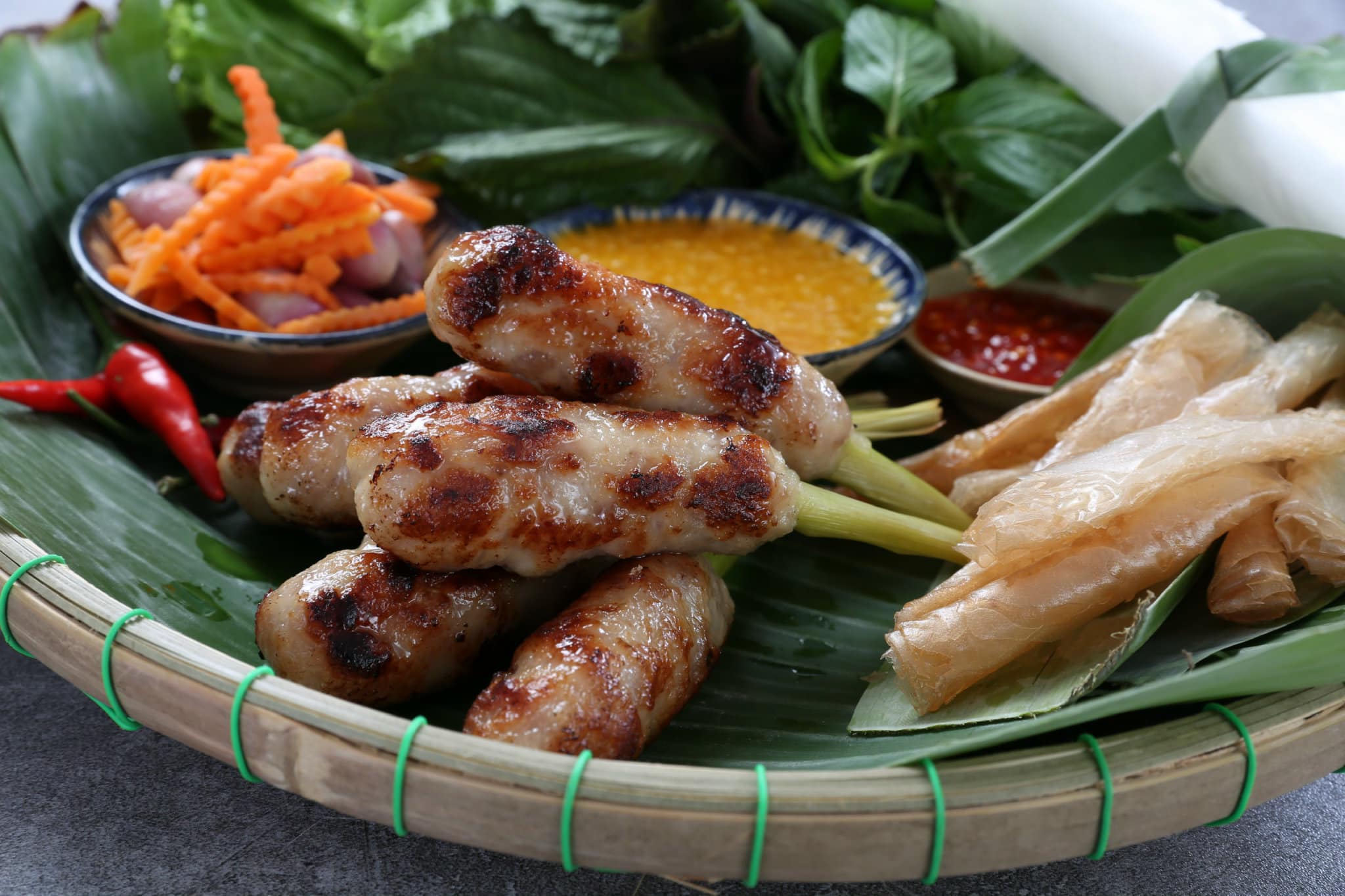 Nem Nướng Neem Sauce - Bạch Đằng