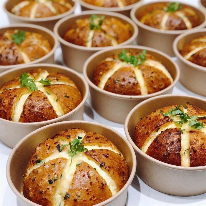 Mai Huy Bakery - Đội Cấn