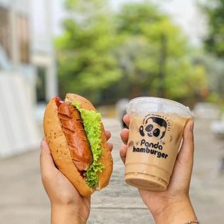 Panda Hamburger - Đường Số 17