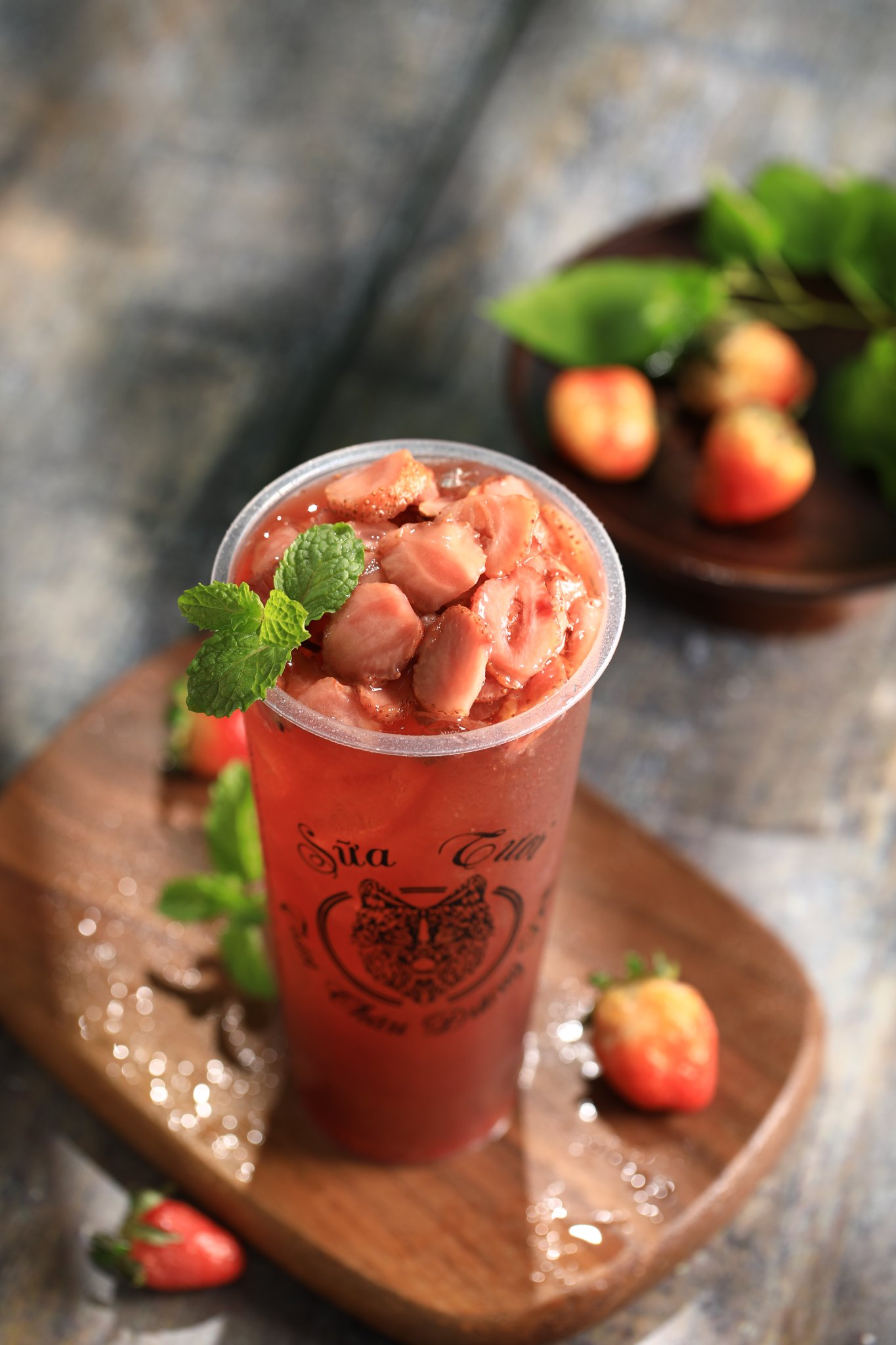 Sữa Tươi Con Sói - Lạc Long Quân
