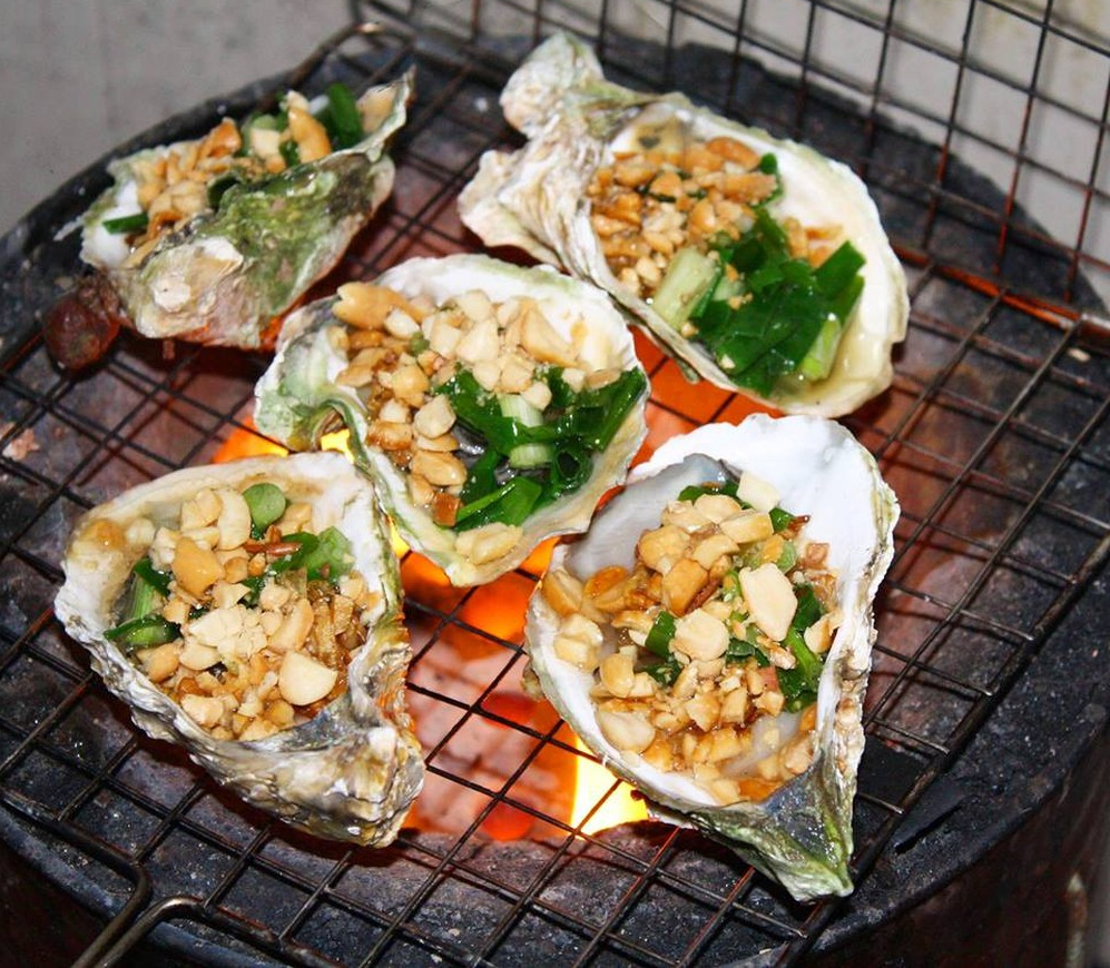 Quán Nướng BBQ Hè Phố - Man Thiện