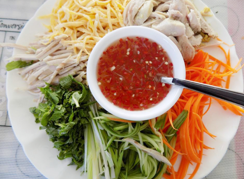 Hoàng Huệ - Cơm Rang & Bún Bò Trộn - Mỹ Đình