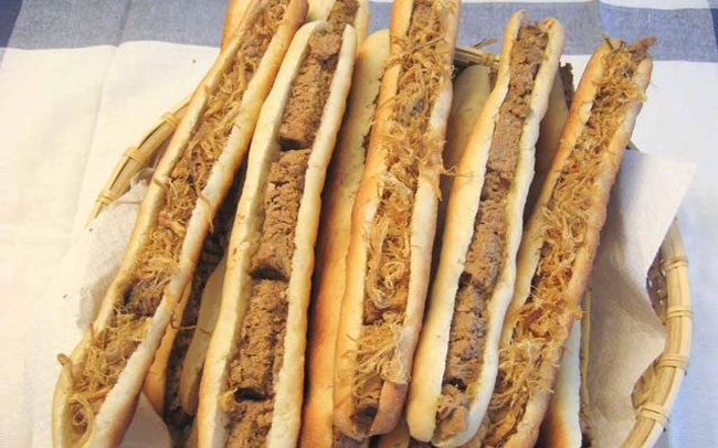 Bánh Mì Que Cay Pate Khánh Ngọc - Vũ Thị Thục