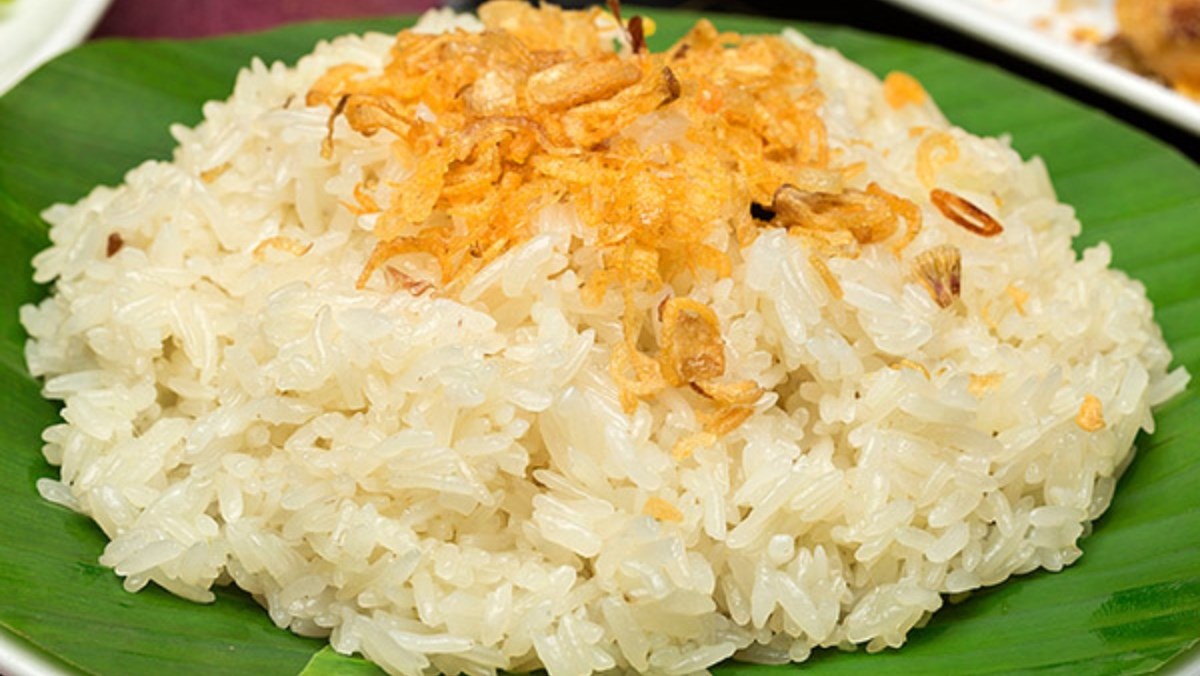 Cô Tý - Xôi Gà & Cơm Gà - Lê Văn Sỹ