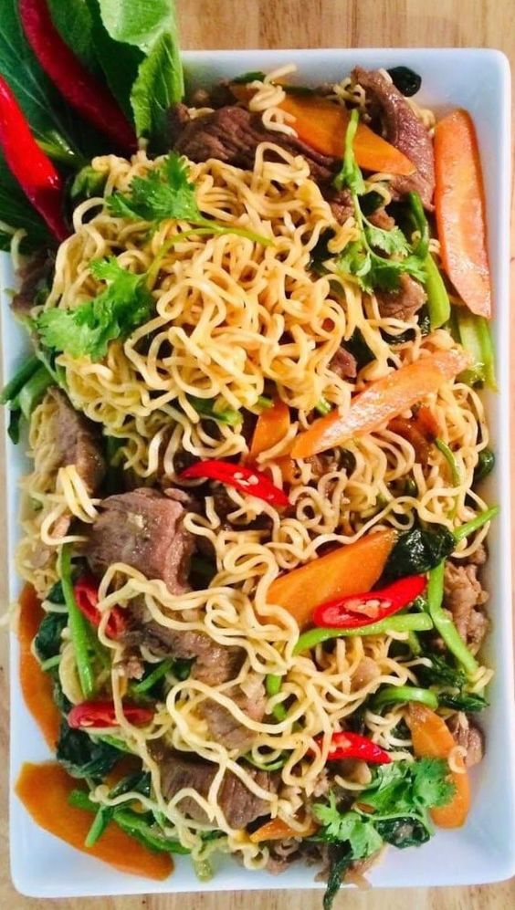 Cô Chín - Bột Chiên & Mì Xào Bò - Đường Số 44