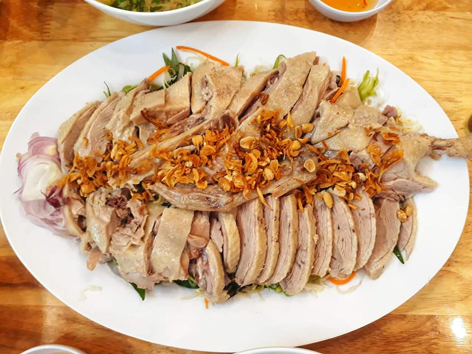 Sumo - Cháo Gỏi Gà & Vịt - Tôn Đản