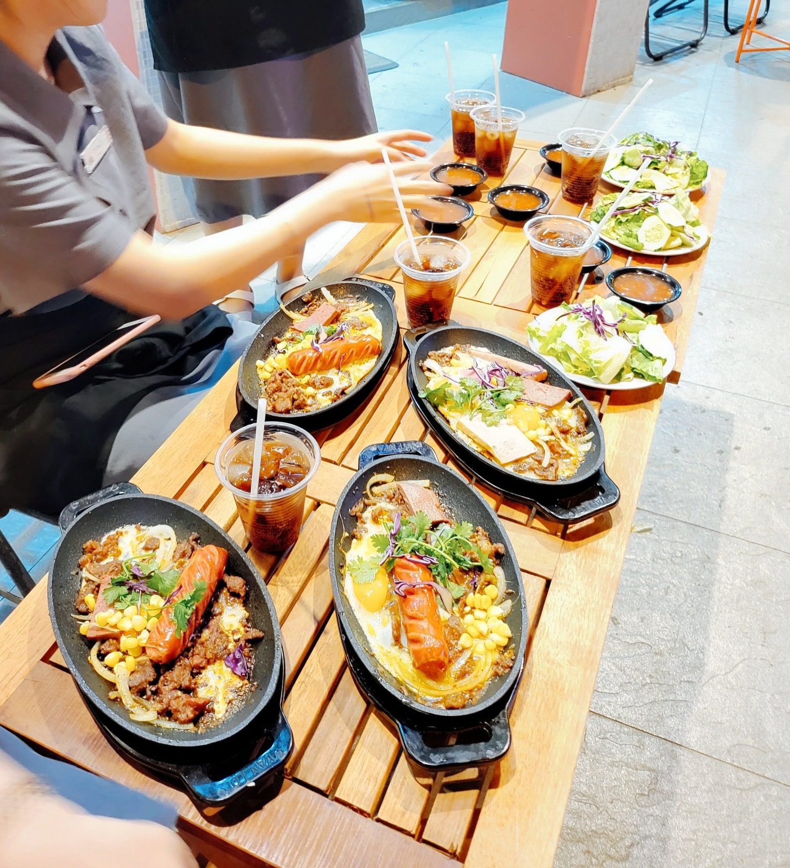 Tik Tak - Bánh Mì Chảo & Bò Né - Bà Hạt