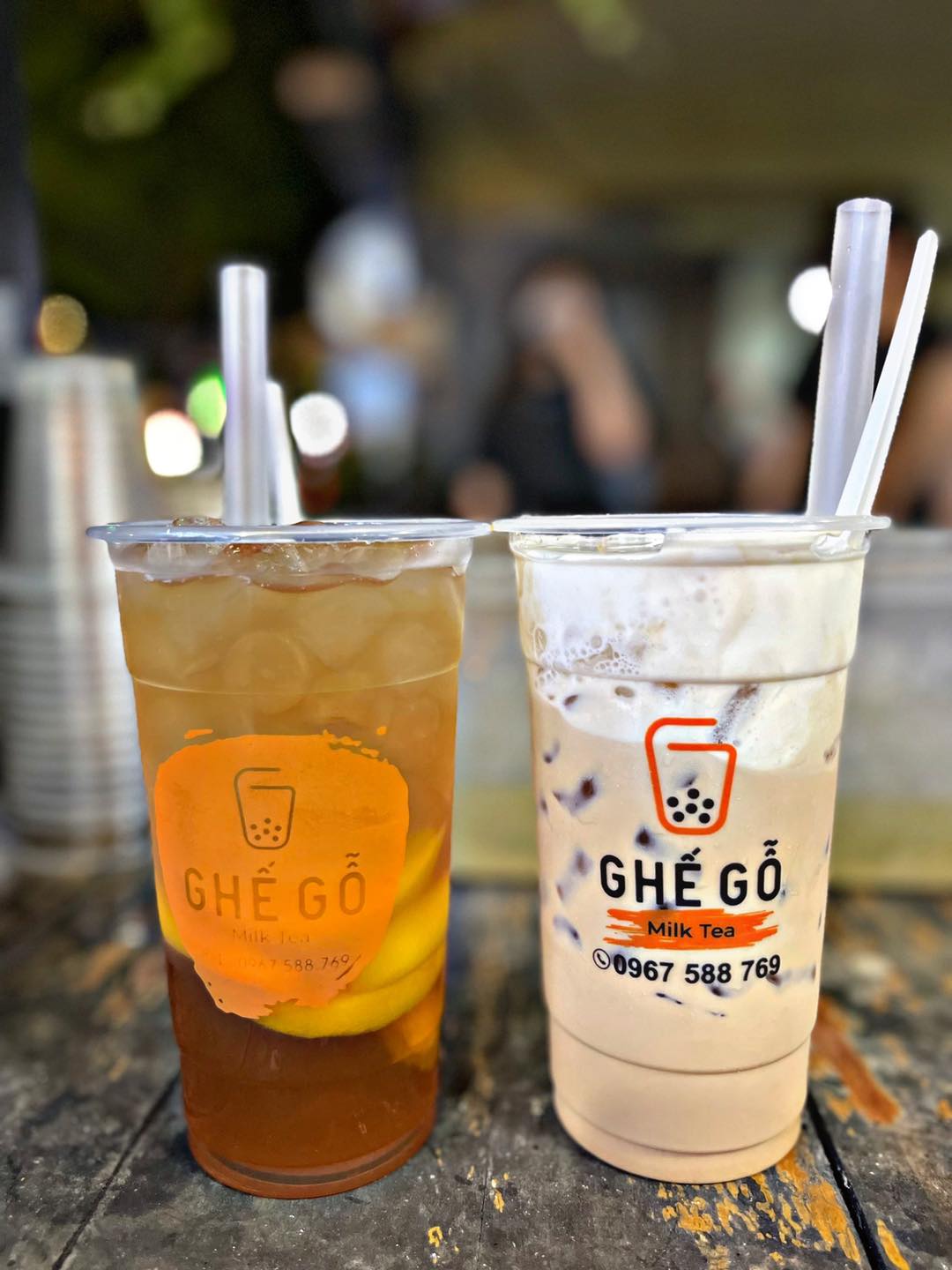 Ghế Gỗ - Trà Sữa Nhà Làm - Lê Văn Quới