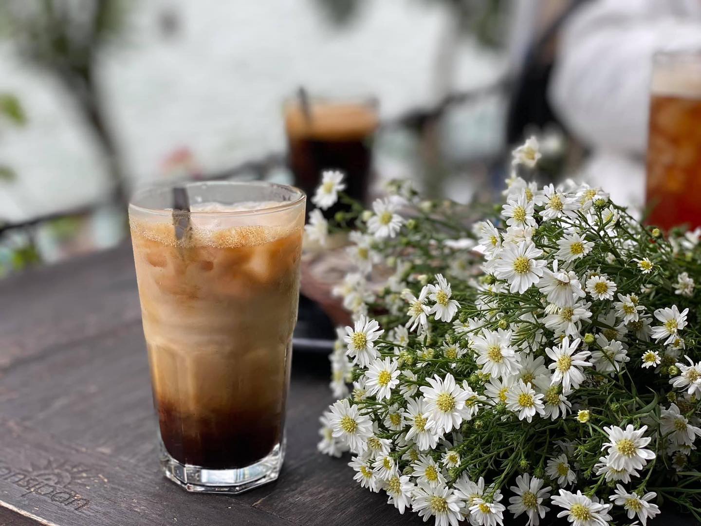 October Coffee - Nguyễn Đình Thi