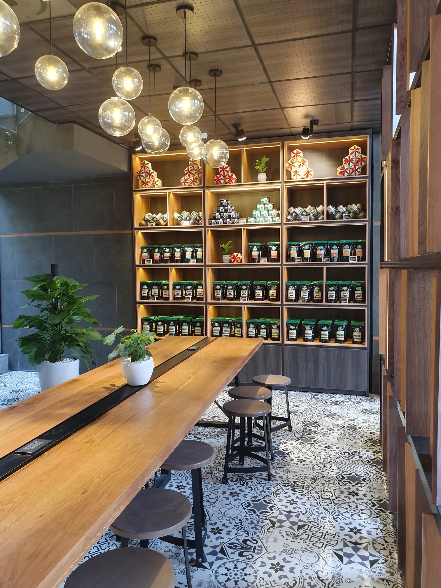 Phúc Long Coffee & Tea House Hà Nội - Phạm Văn Đồng | Khuyến mãi, ưu ...