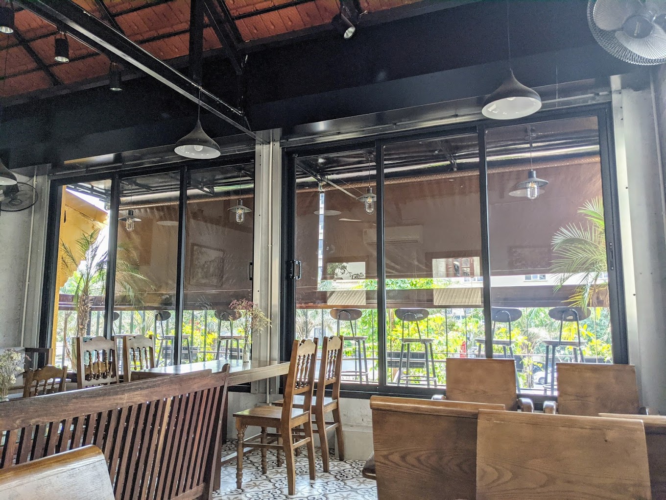 Sửu Cafe - Văn Cao