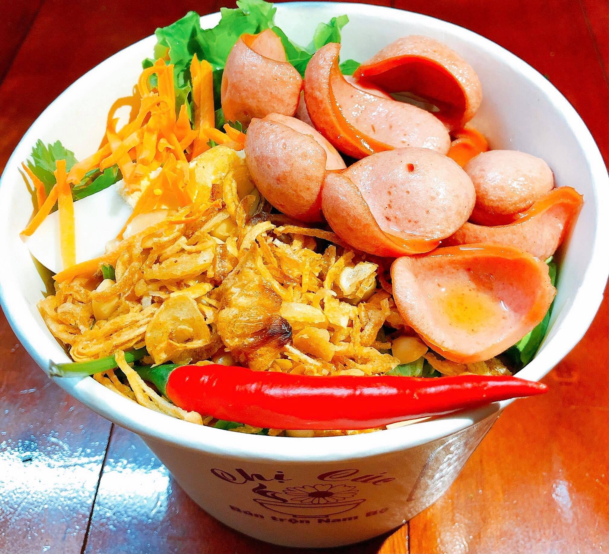 Chị Cúc - Bún Trộn Nam Bộ - Nguyễn Tuân