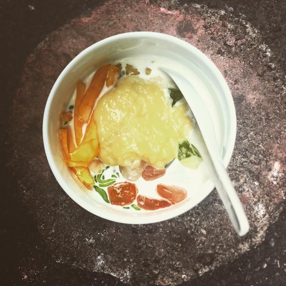Tiệm Chè C6 - Nguyễn Chí Thanh