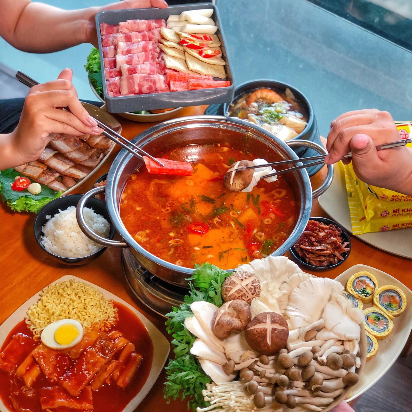 Hancook Korean Fast Food - Nguyễn Trọng Tuyển