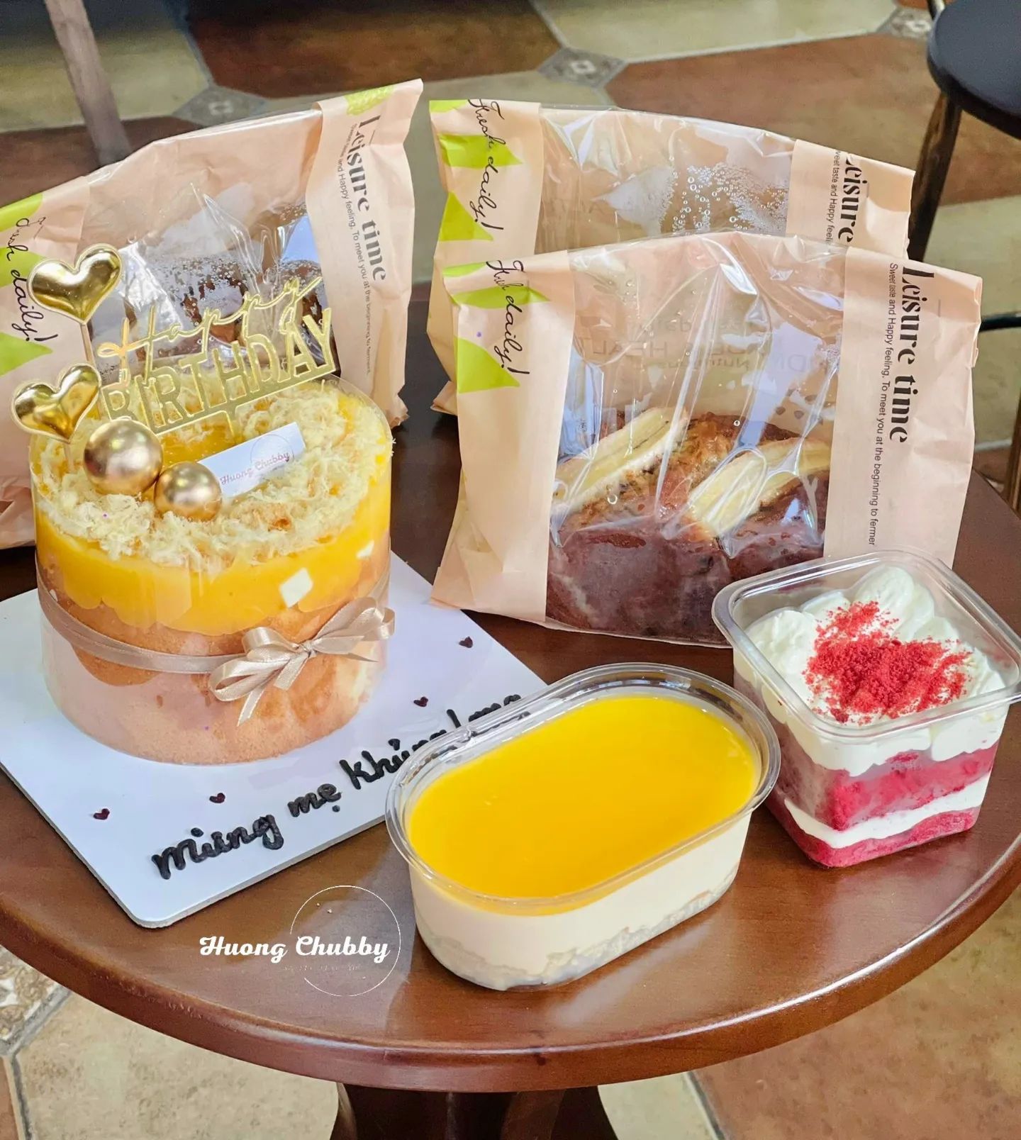 Hương Chubby Bakery - Phạm Tuấn Tài