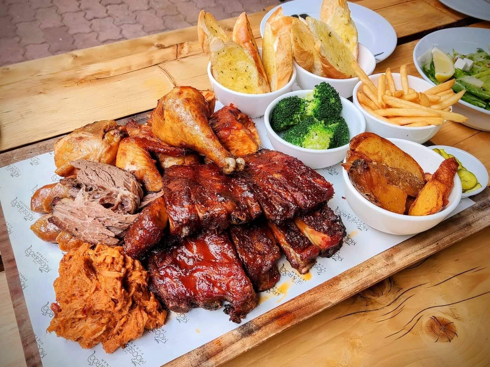 The Moose & Roo Smokehouse - Hai Bà Trưng