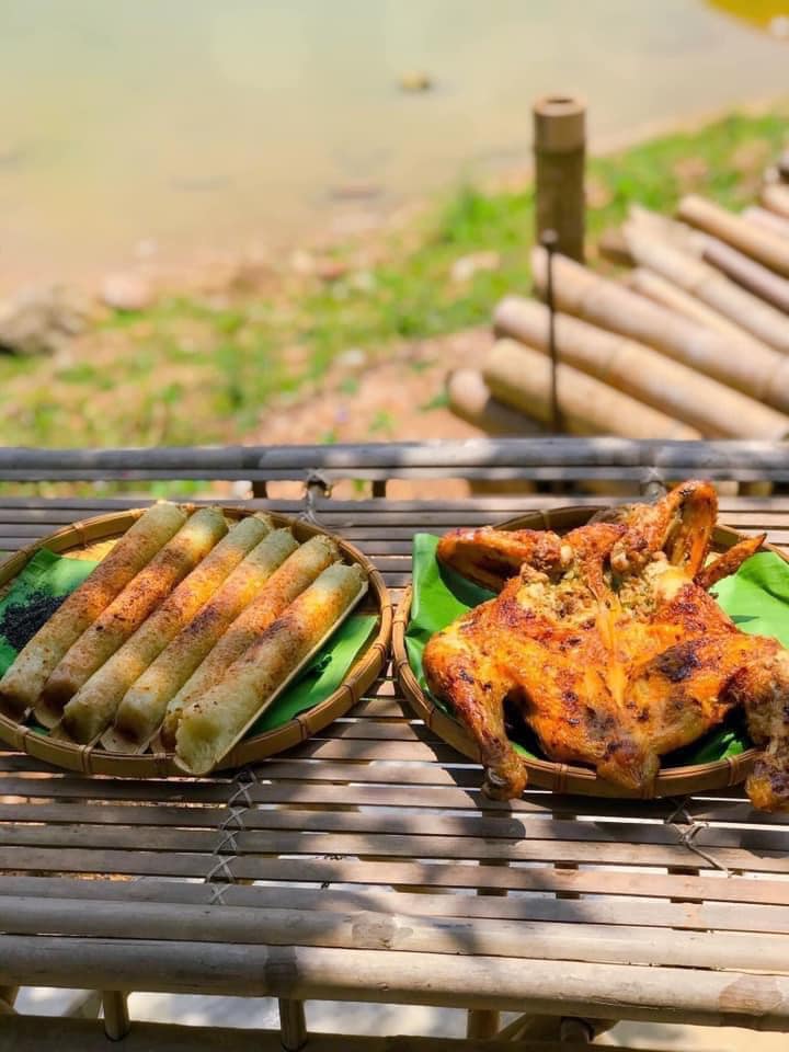 Gà Nướng Cơm Lam - Lê Đức Thọ