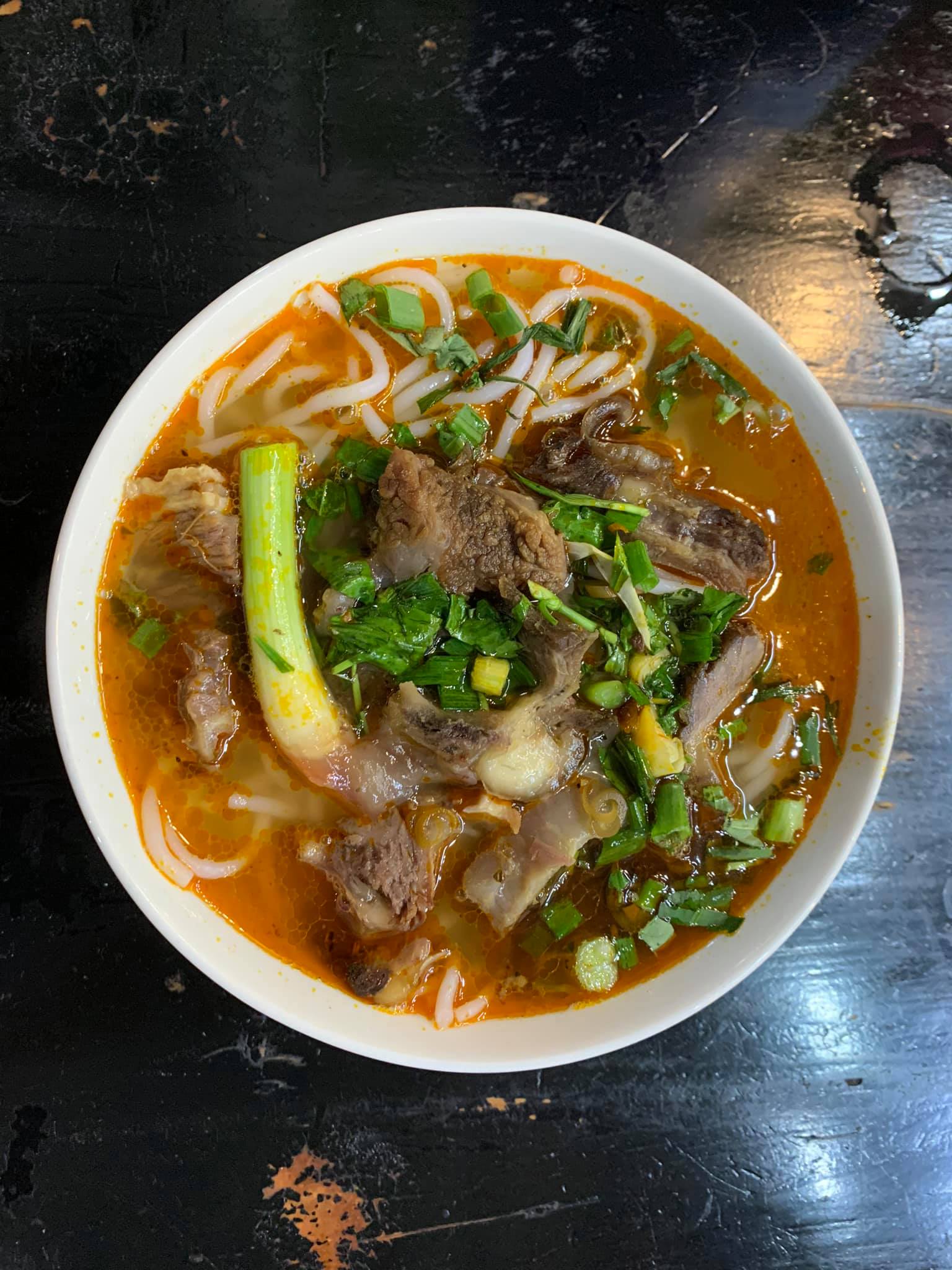 Mẹ Bin - Bún Bò - Thành Thái
