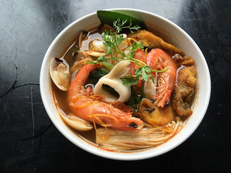 Bún Thái Hải Sản - Vương Thừa Vũ