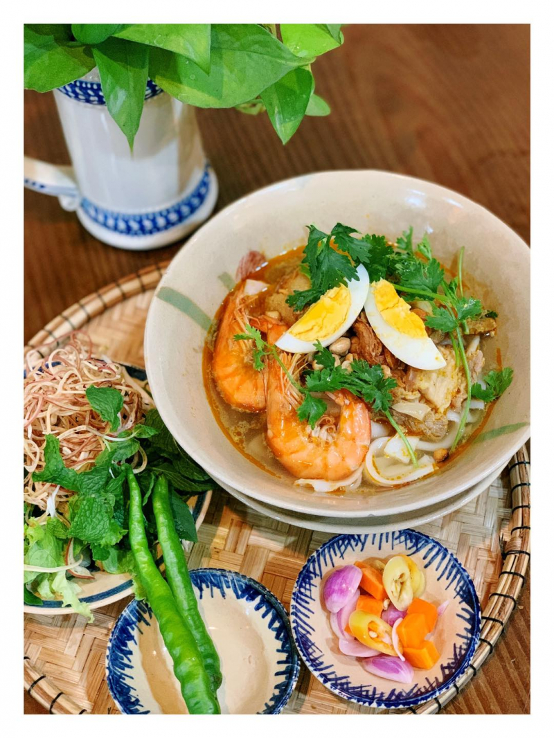 Tiệm Mì Quảng Chị Một - Phan Văn Hớn