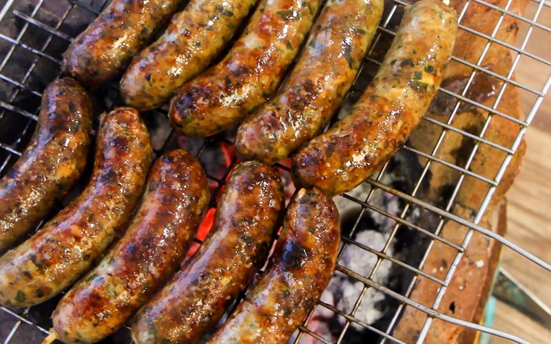 Cây Táo - Dồi Sụn & Ba Chỉ Nướng Lu - Nguyễn Chánh