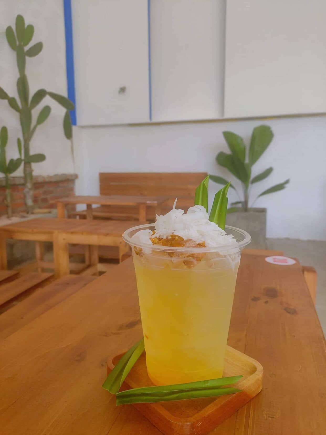 Sarah Coffee - Nam Kỳ Khởi Nghĩa