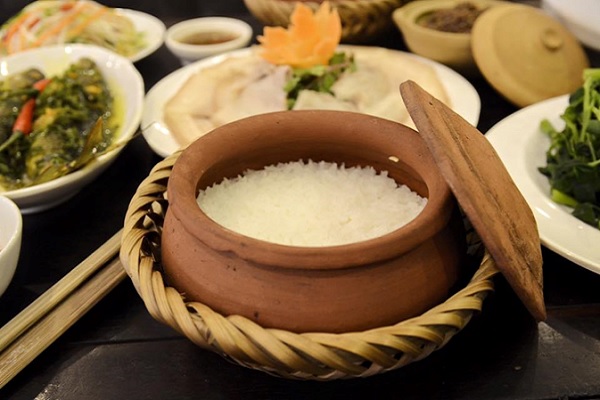 Cơm Niêu Bà Chang - Đường Số 449