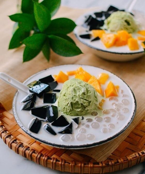 Quán Chè Cô Tôm - Lê Văn Hiến