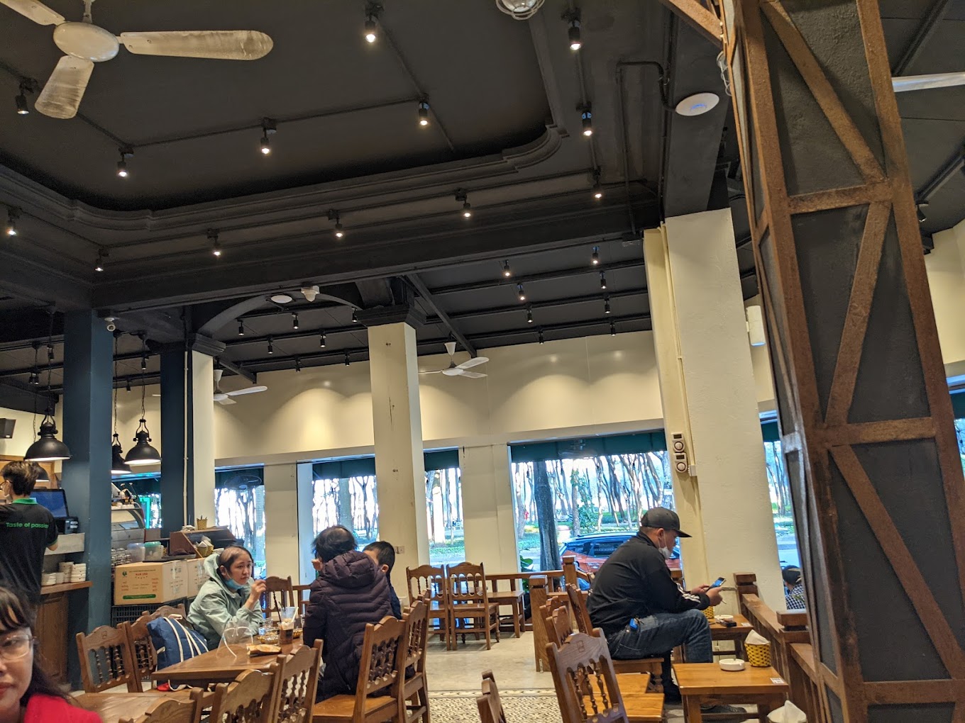 Aha Cafe - Đại La