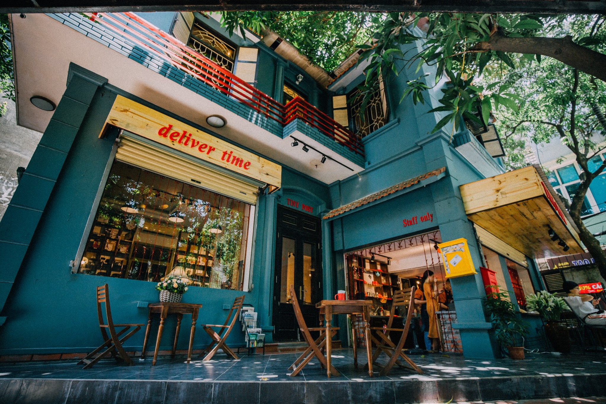 Tiny Café - Đội Cấn