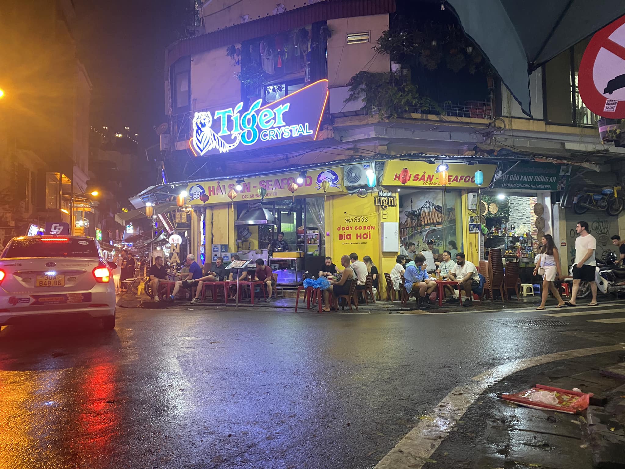 Hải Sản Seafood 68 - Hải Sản - Đào Duy Từ