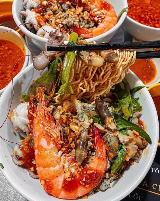 Cô Hằng - Bánh Đa Cua - Nguyễn Văn Tuyết