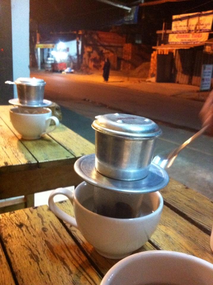 Tick Tak Coffee - Cà Phê - Lê Đức Thọ