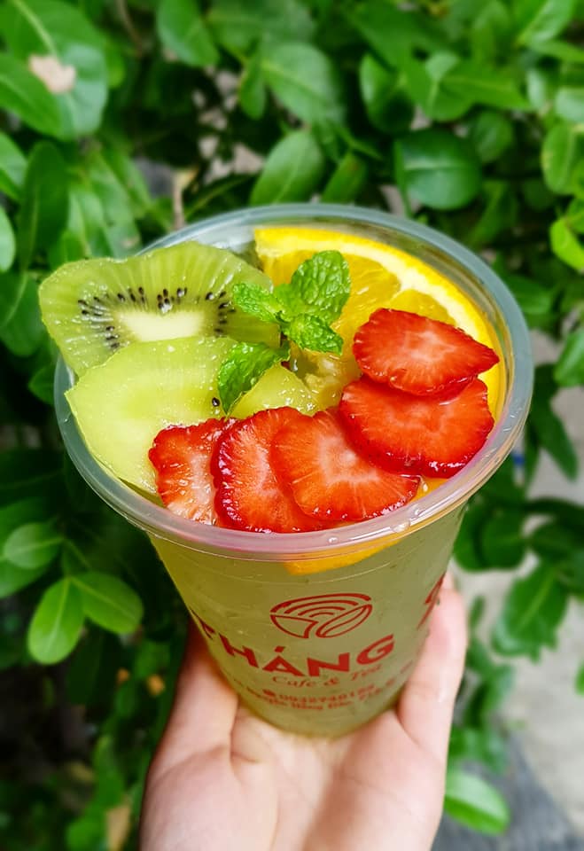 Tháng 2 Cafe & Cake - Nguyễn Hồng Đào