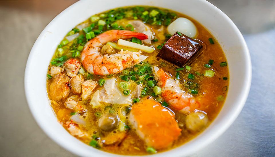 Bánh Canh Ghẹ Đỏ Đen - Lê Đức Thọ