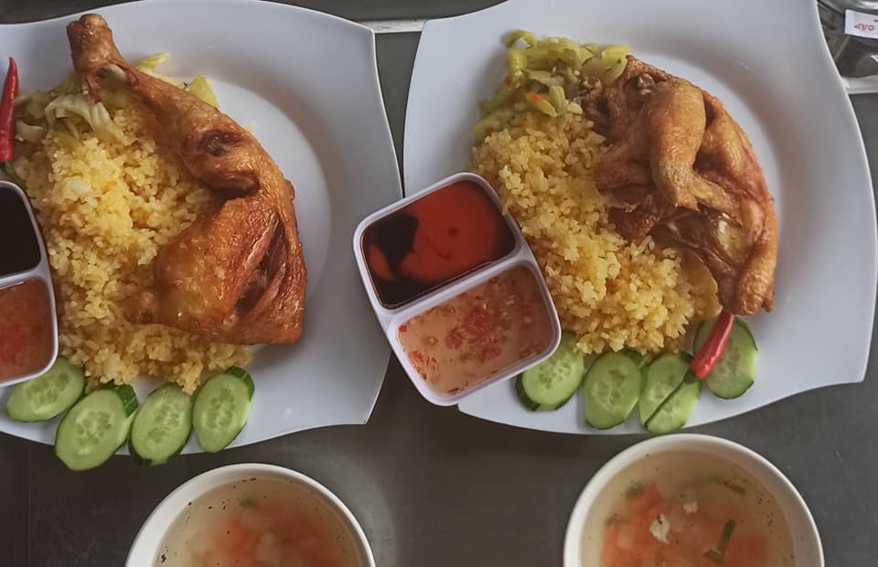 Út Viên - Cơm Gà Xối Mỡ - Đỗ Xuân Hợp