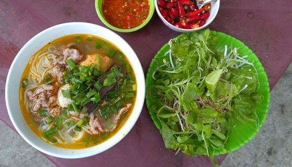 Quán Bún Bò Huế Phương Linh - Mai Văn Vĩnh