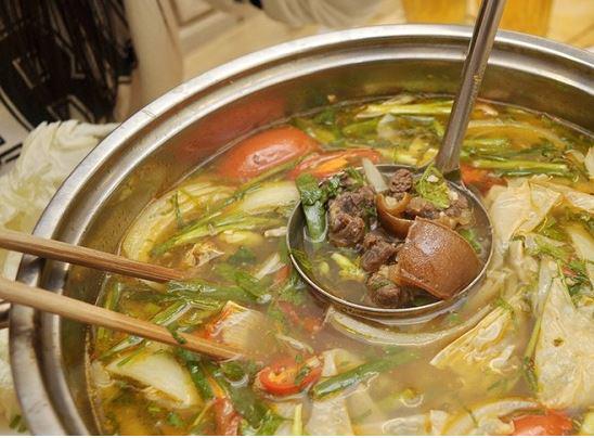 Lẩu Bò Phượng Hoàng - Đinh Gia Trinh